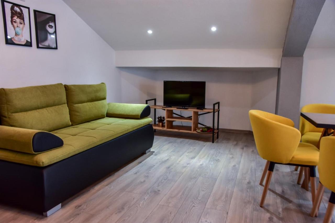 Kruševo Papi Apartments מראה חיצוני תמונה