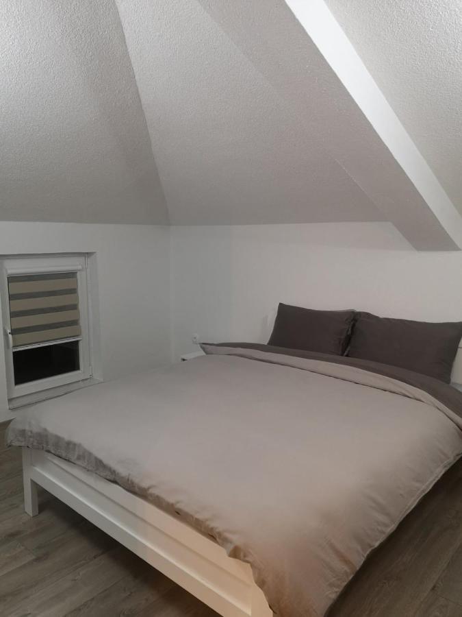 Kruševo Papi Apartments מראה חיצוני תמונה