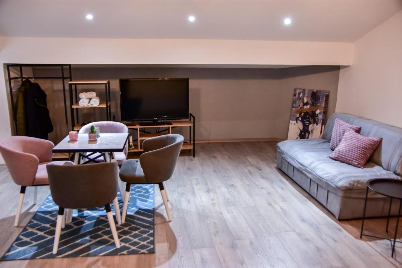 Kruševo Papi Apartments מראה חיצוני תמונה