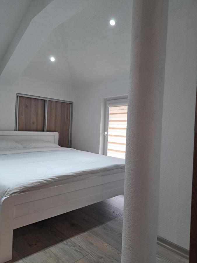 Kruševo Papi Apartments מראה חיצוני תמונה